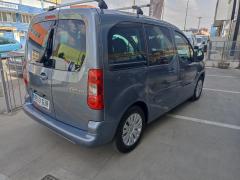 https://www.lasfurgonetasdealfonso.com/media/com_expautospro/images/big/furgonetas_de_segunda_mano_citroen_berlingo_68adceeab82ed.jpg