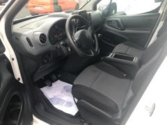https://www.lasfurgonetasdealfonso.com/media/com_expautospro/images/big/furgonetas_de_segunda_mano_peugeot_partner_6a22efc185c3b.JPG